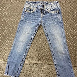 Women’s Miss Me Jeans Capris